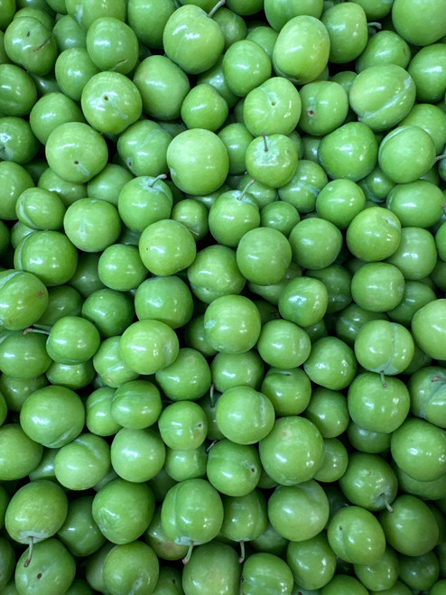 Fattal's Fresh Green Plums (Generic)
