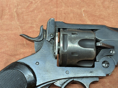 WW1 Webley Mark V, 1915 dated all matching