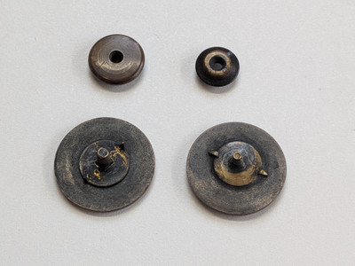 Lot of 2 WW1 Collar Disc