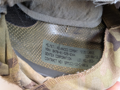 U.S. Advanced Combat Kevlar Helmet with PVS 14 Mount