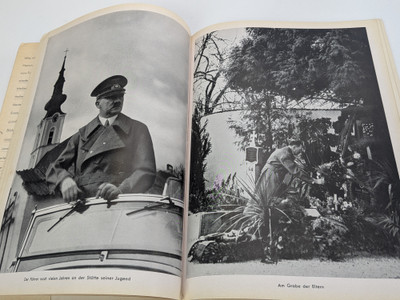 Von Heinrich Hoffmann Photo Book - WW2 German