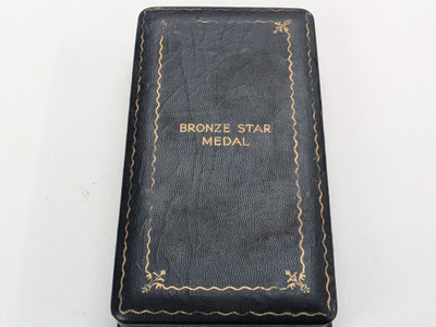 US Bronze Star W/ Case - WW2/Korean War Era