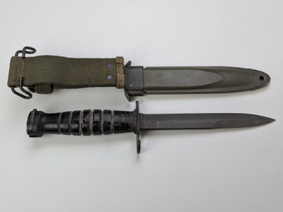 U.S. WW2 M1 Carbine M4 Case Bayonet W/ Flaming Bomb