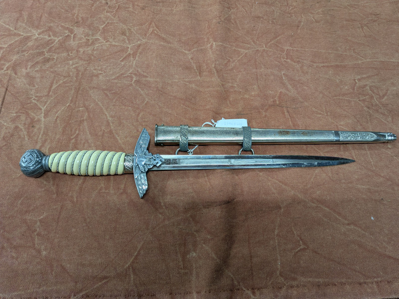 2nd Model WW2 Luftwaffe Dress Dagger