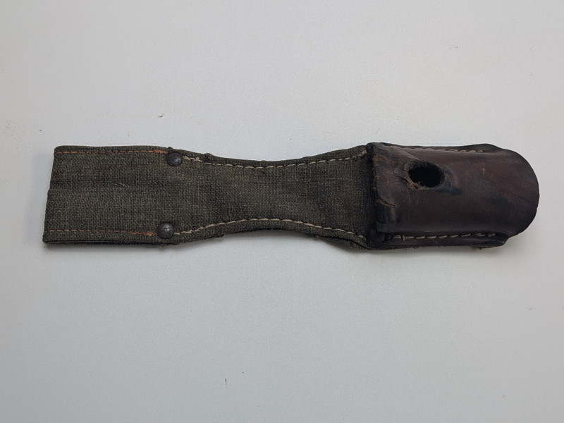 Rare WW2 German Ersatz K98k bayonet frog