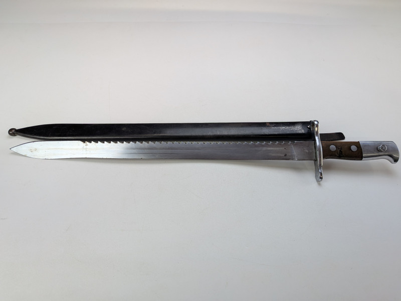 Swiss 1911 Pioneer/Engineer Sawback Bayonet