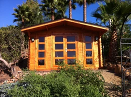 Bristhol garden shed in California