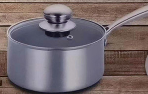 7.9'' (3QT) SILVER & BLUE SAPPHIRE SAUCE PAN W/LID