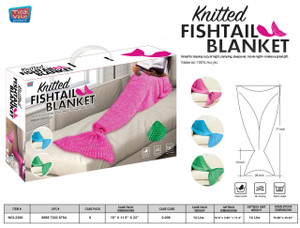 ADULT MERMAID FIN KNIT BLANKET: GREEN FIN