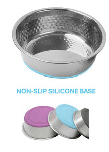 SILVER STAINLESS STEEL BOWL WITH BLUE NON-SKID SILICONE BASE - HAMMERED 47 OZ (1400 ML)