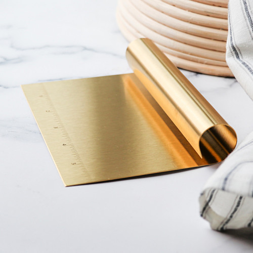 DOUGH SCRAPER