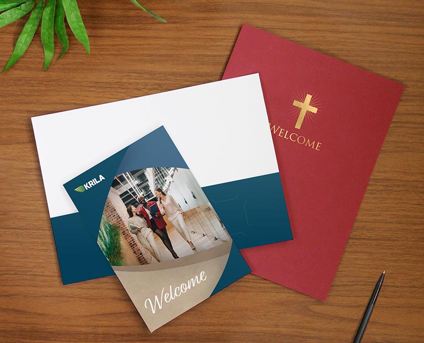 Small and large welcome folders