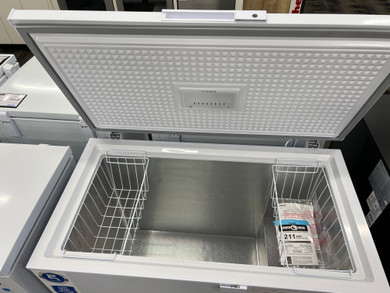 Danby 10.0 cu. ft. Chest Freezer in White