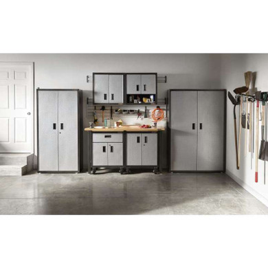 Gladiator® 66-1/2" (168.9 cm) Wide Hardwood Modular Workbench GAWB66HWGG