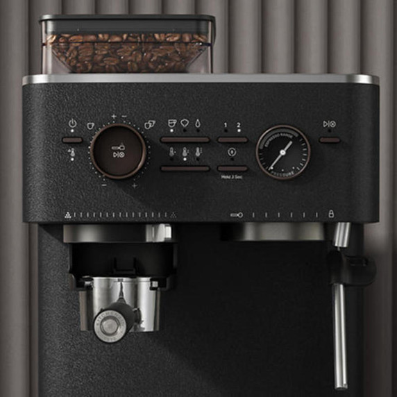 KitchenAid.ca Exclusive Colour - Semi Automatic Espresso Machine with Burr Grinder KES6551BK