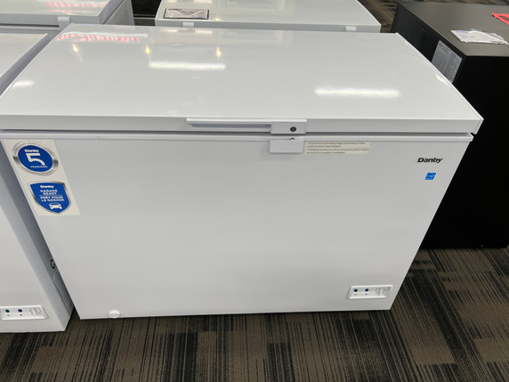 Danby 10.0 cu. ft. Chest Freezer in White
