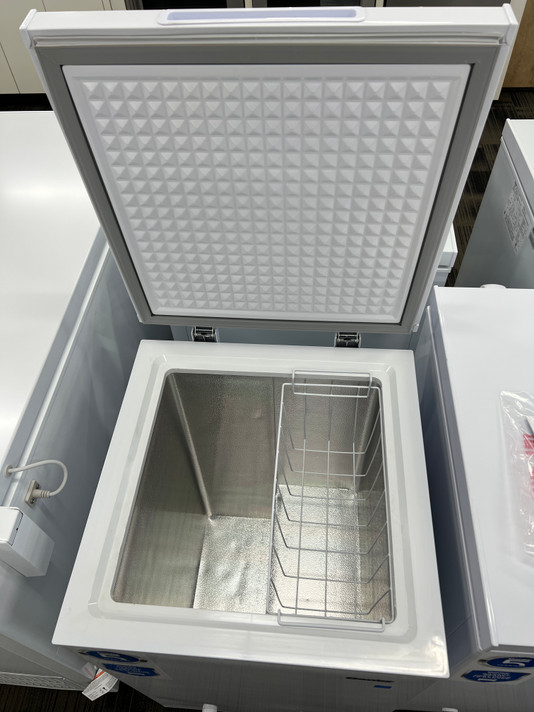 Danby 3.5 cu. ft. Chest Freezer - White