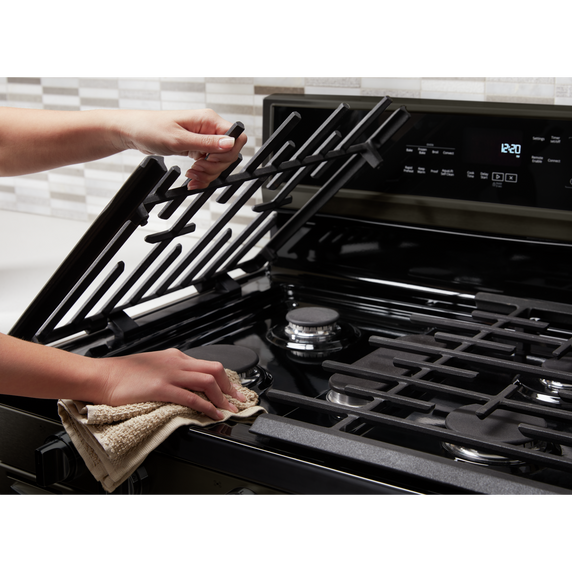 Whirlpool® 5.8 cu. ft. Smart Freestanding Gas Range with EZ-2-Lift™ Grates WFG975H0HV