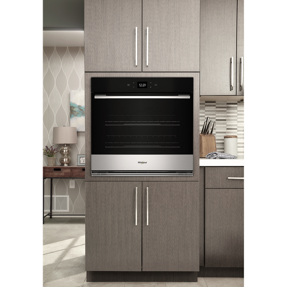 Whirlpool® 5.0 Cu. Ft. Single Wall Oven with Air Fry When Connected WOES5930LZ