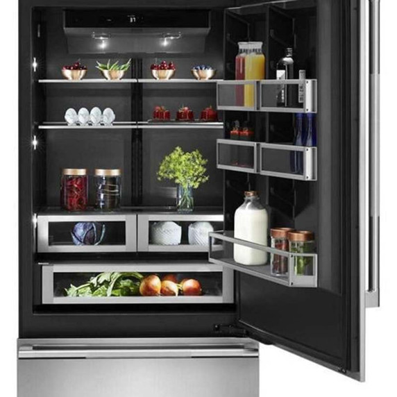 Jenn-Air® 36” Fully Integrated Built-In Bottom-Freezer Refrigerator (Right-Hand Door Swing) JB36NXFXRE