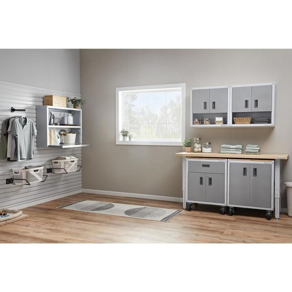 Gladiator® 48" (121.9 cm) Solid Shelf GAWA48SFZW