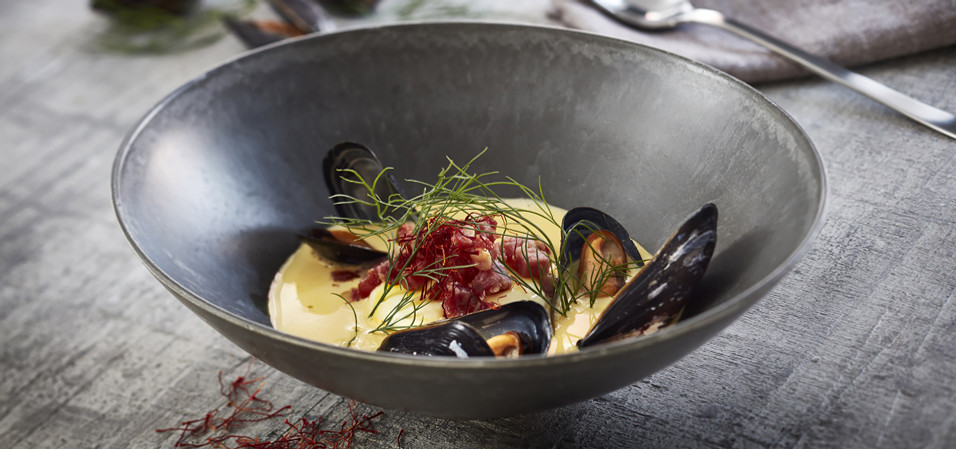 Mussel Soup with Saffron Aioli 