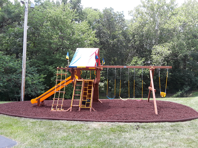 rainbow-ca-with-rubber-mulch.png