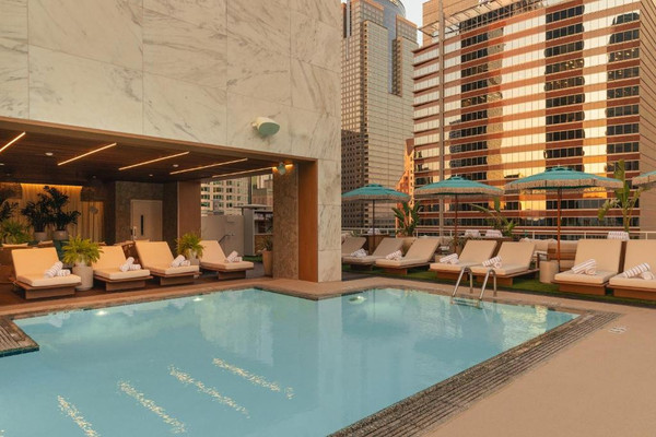 Delphi Hotel, Downtown LA