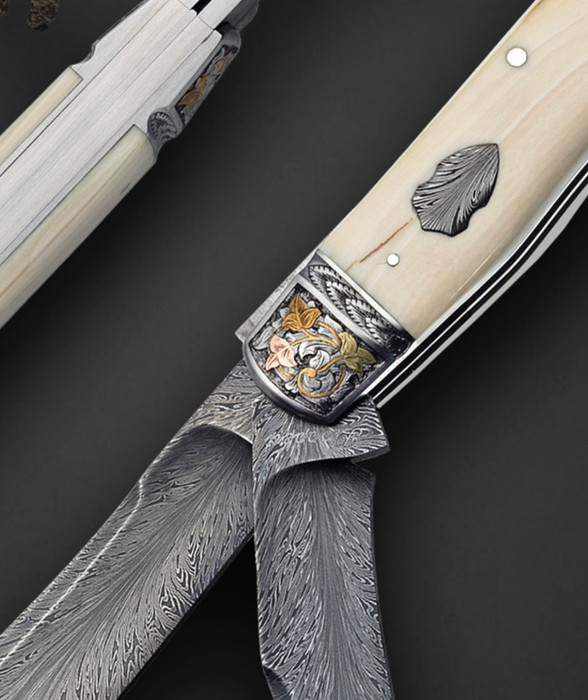 2 Blade, Panama Trapper with Antique Mammoth Scales by Tom Ploppert, Feather Damascus by Andrew Smith, Engraved by Joe Mason