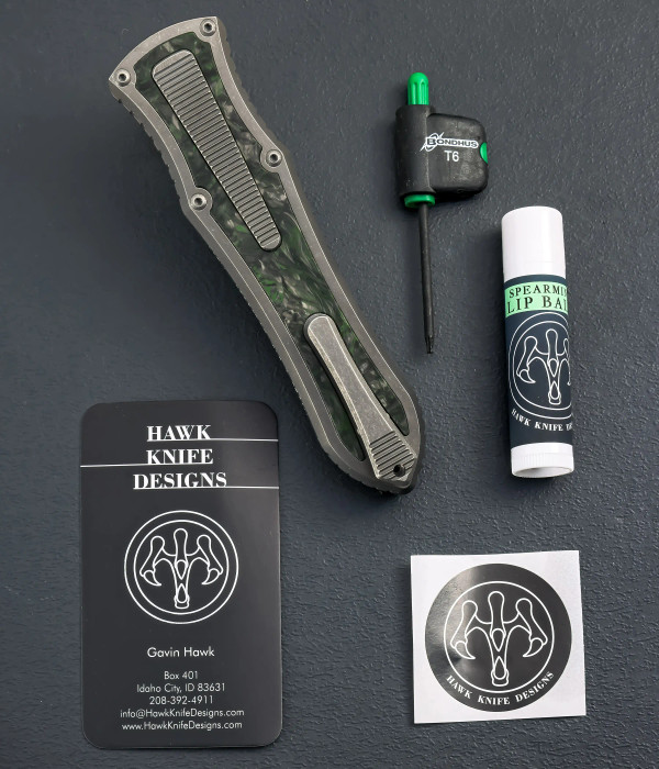 Deadlock, Model "C" Double Edge Blade, by Hawk Knife Designs, (#B, Green) Deadlock, Model "C" Double Edge Blade, by Hawk Knife Designs, (#B, Green)