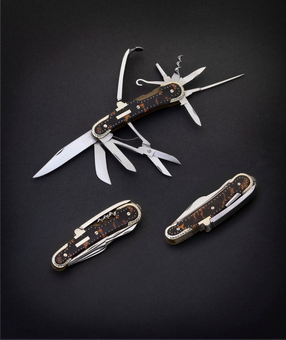 ORGEOUS FRENCH PIQUE TORTOISE SHELL MULTI-BLADE (11) UPSCALE HORSEMAN’S KNIFE, c. 1870-80’S