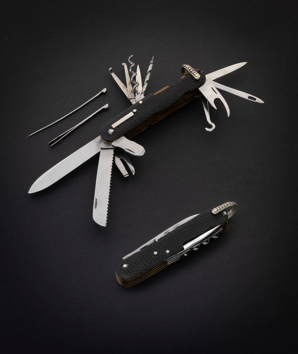 JOHN PETTY & SONS CHECKERED PUBLISHED EBONY MULTI-BLADE (12) SPORTSMAN’S KNIFE, c.1858-1880’S