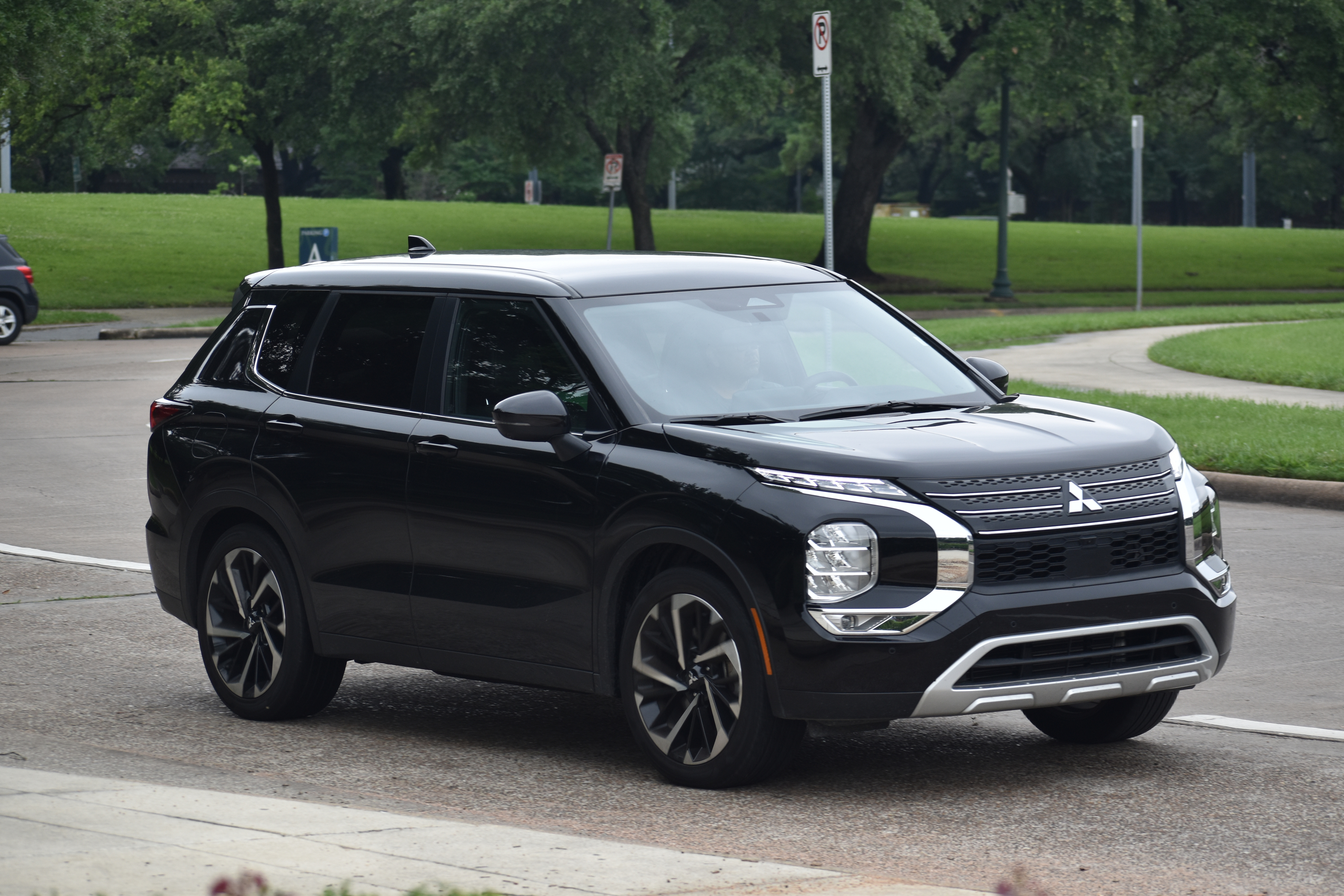 Mitsubishi OE-Quality Auto Parts and Accessories