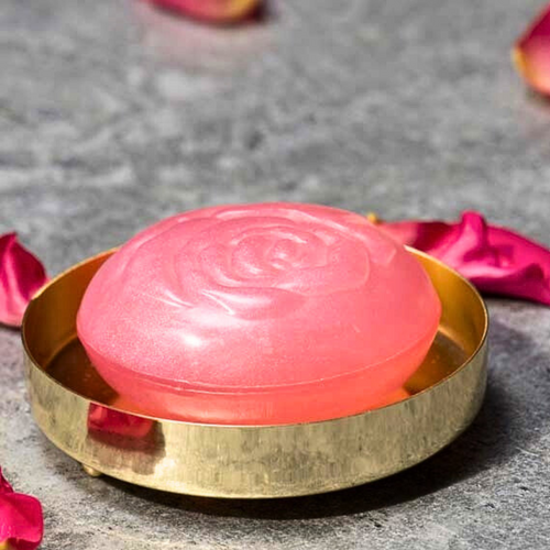 Kappus  Pink Rose soap contains naturally moisturising glycerine