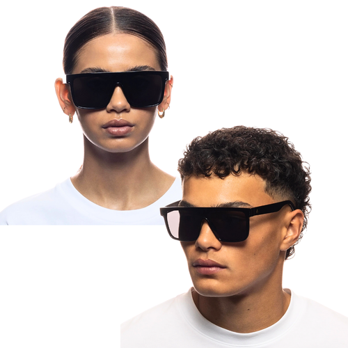 The images shows a man and a woman wearing the Aire Sunglasses Ara Shiny Black