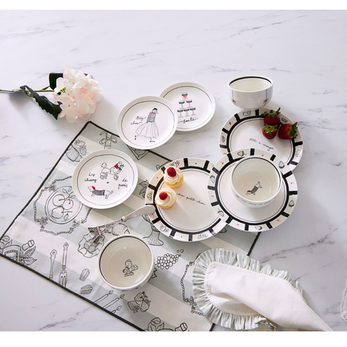 Image shows Pilbeam Living Bistro Blanc Petite Plates on a Table Setting