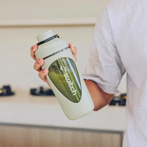 Switch Nutrition Daily Shaker with Blender Ball Sage Green 800ml