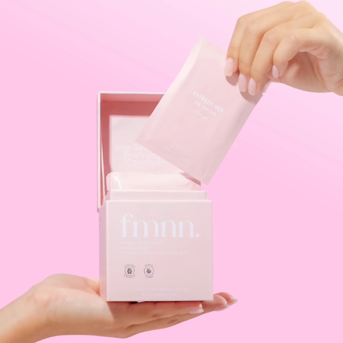 fmnn Refresh Her On-The-Go Peach Intimate Wipes 25 Pack