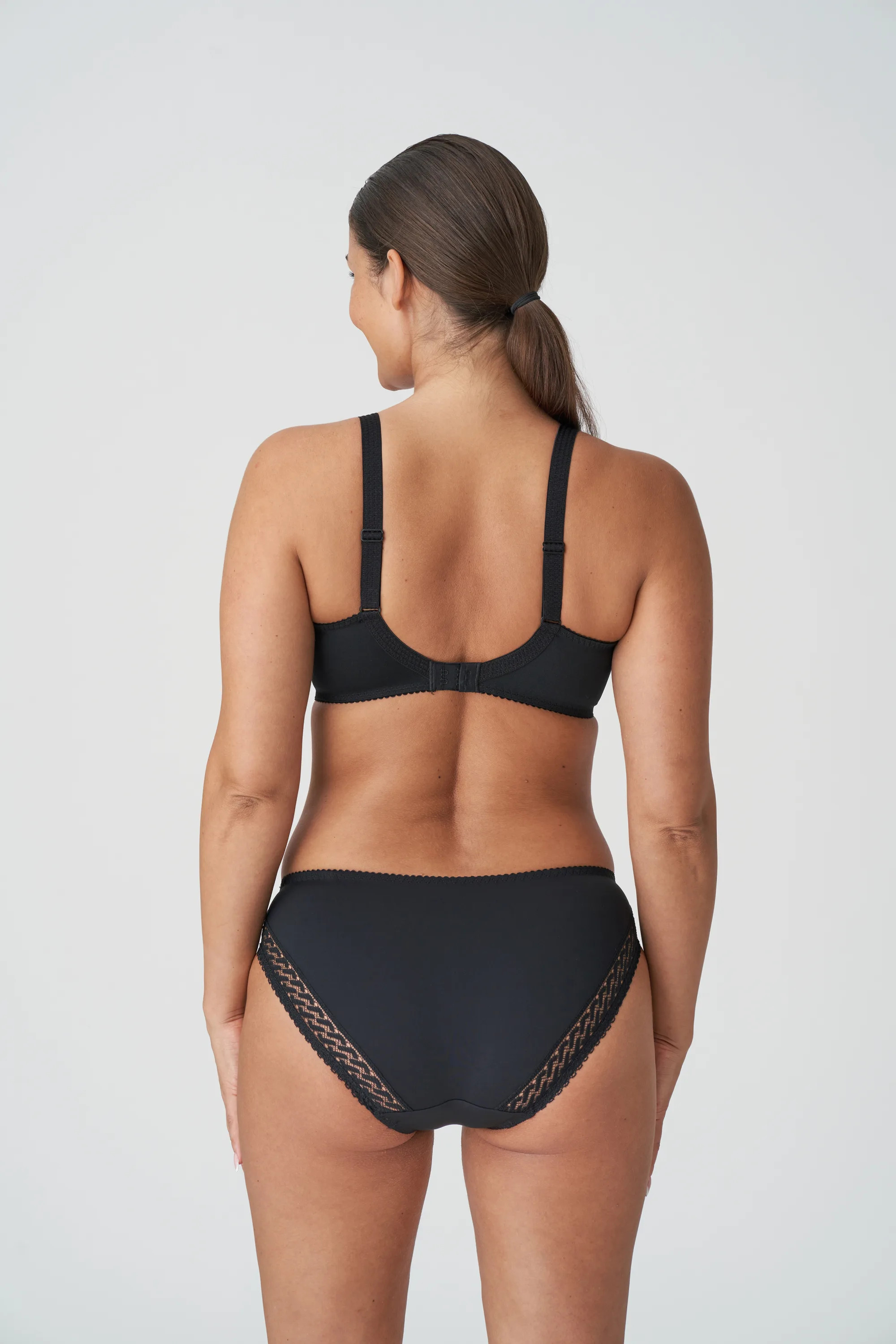 Montara Black by Prima Donna