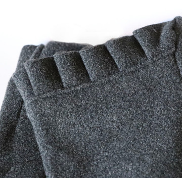Ladies' Ruffle Trim Gloves - Charcoal