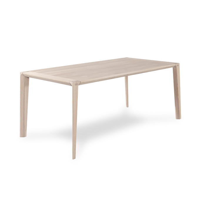 Wewood Raia Dining Table