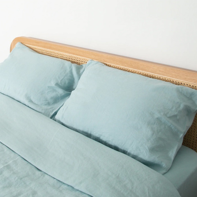 Native Natural Pillow Case Aqua 100% Linen – Breathable & Hypoallergenic Native Natural Pillow Case Aqua 100% Linen – Breathable & Hypoallergenic