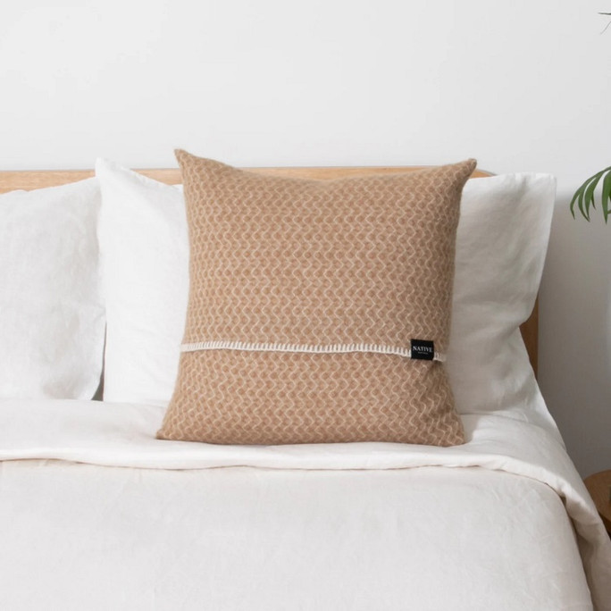 Native Natural Cushion Beige Wool – Plush & Tactile