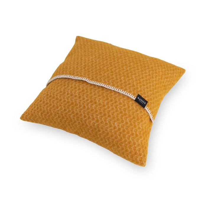 Native Natural Cushion Wool – Plush & Tactile