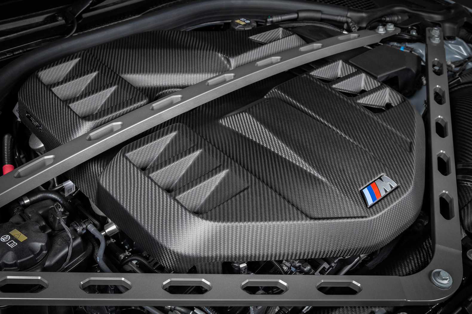 Eventuri Frozen Carbon Engine Cover LIMITED EDITION - G8X M3/M4 -  Performance M - BMW & MINI Performance Parts Specialists