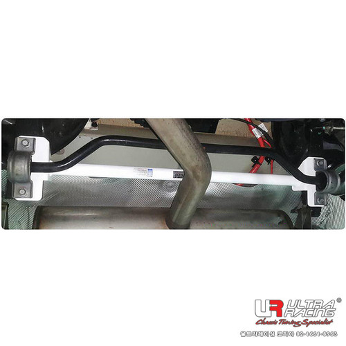 Ultra Racing BMW X5 (F15) Rear Lower Brace URTW-RL2-3410 Ultra Racing BMW X5 (F15) Rear Lower Brace URTW-RL2-3410