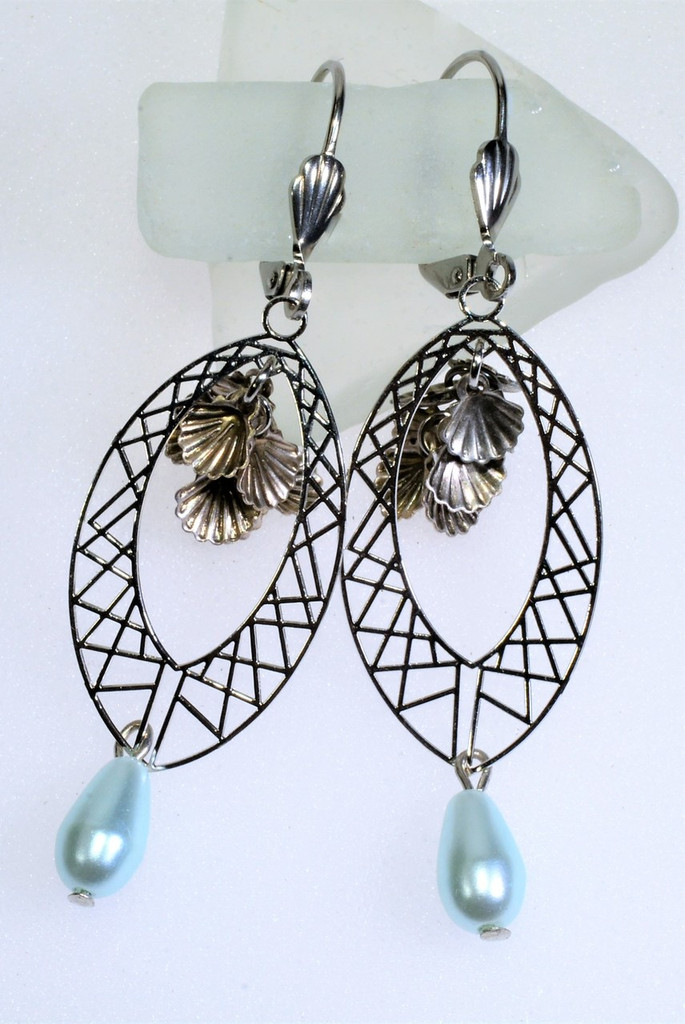 clam shell earrings