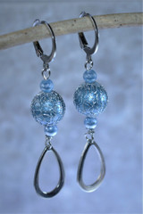 blue netted earring
stainless steel teardrop earring
teardrop earring
blue earring