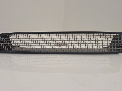 1997-2004 Chevrolet Corvette Z06 Front Radiator Lower Grille GM 10424821 LH