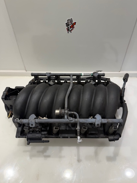 2001-2004 C5 Corvette Z06 LS6 Intake Manifold W/Fuel Rail